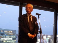 �i������A