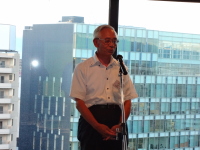 �i������A