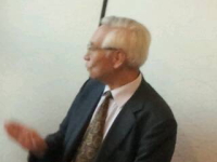 �i������A